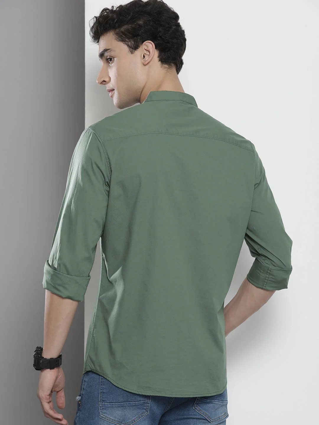 The Indian Garage Co Men Olive Green Solid Casual Shirt - Image 4
