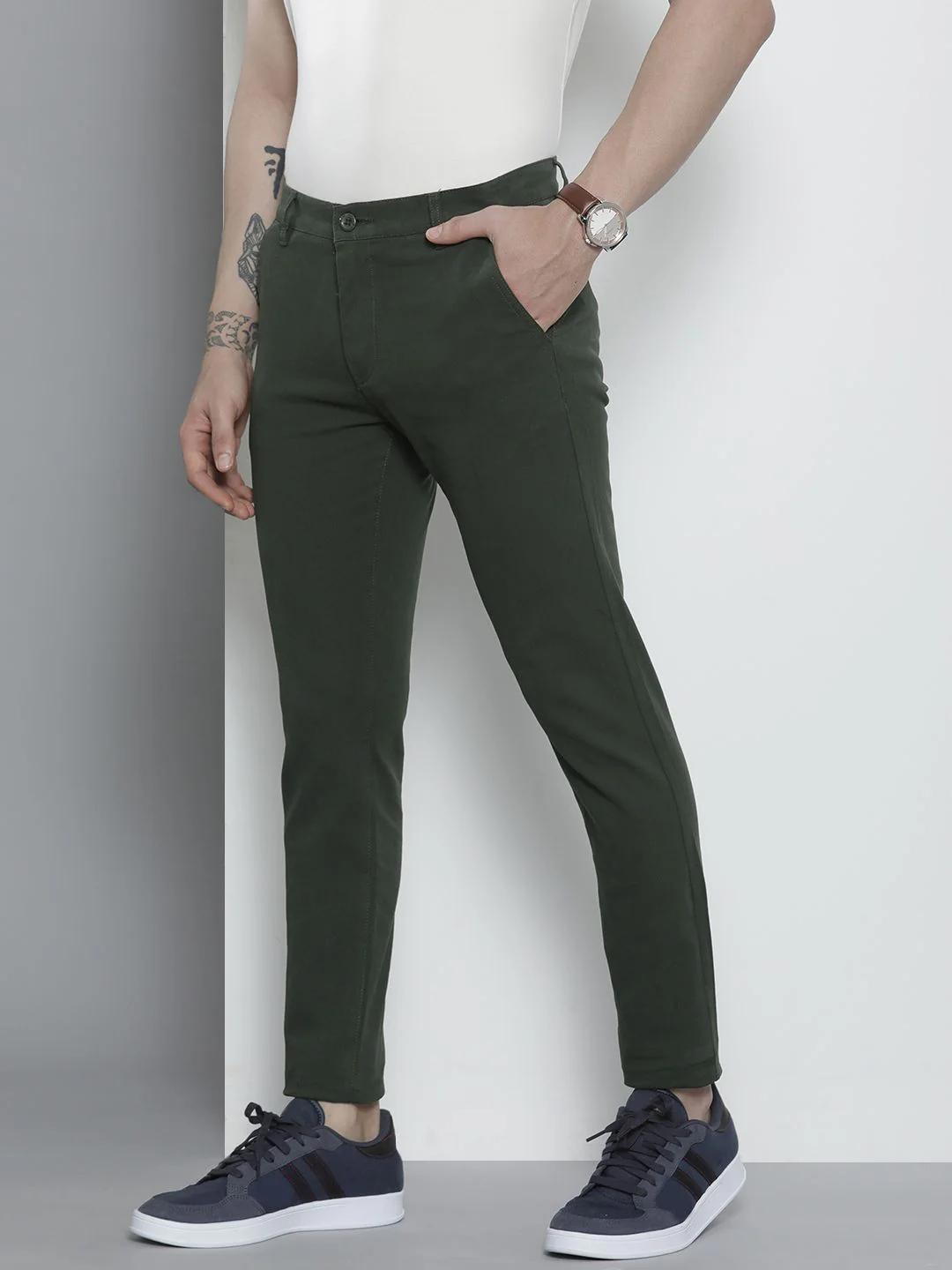 The Indian Garage Co Men Olive Green Solid Chinos Trousers - Image 2
