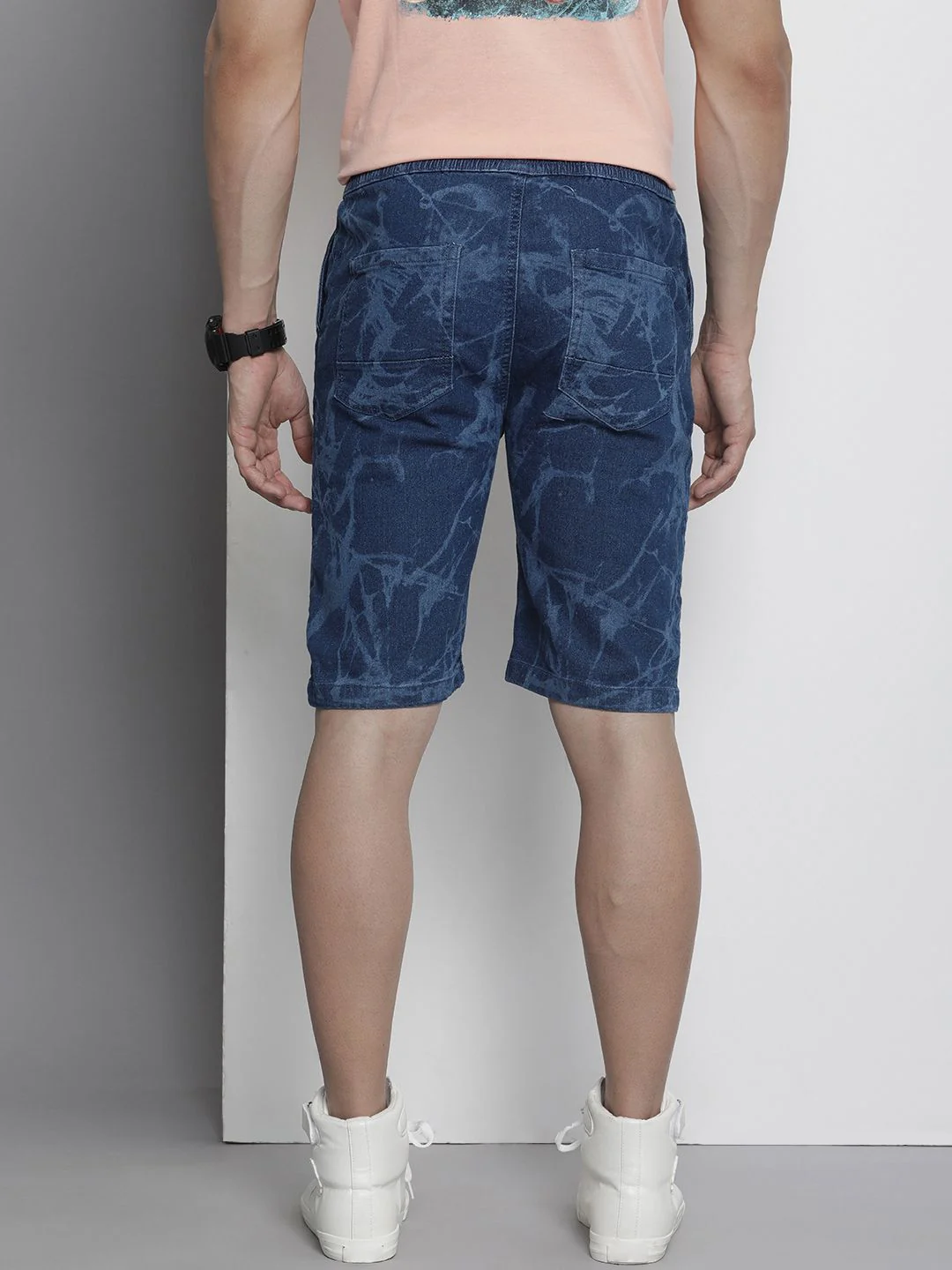 The Indian Garage Co Men Printed Denim Shorts - Image 3