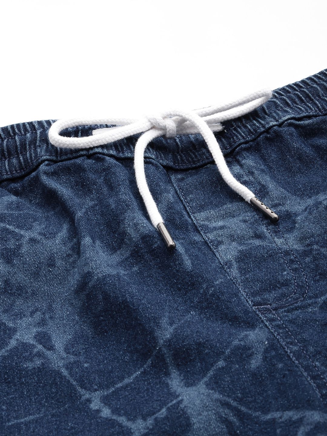 The Indian Garage Co Men Printed Denim Shorts - Image 4