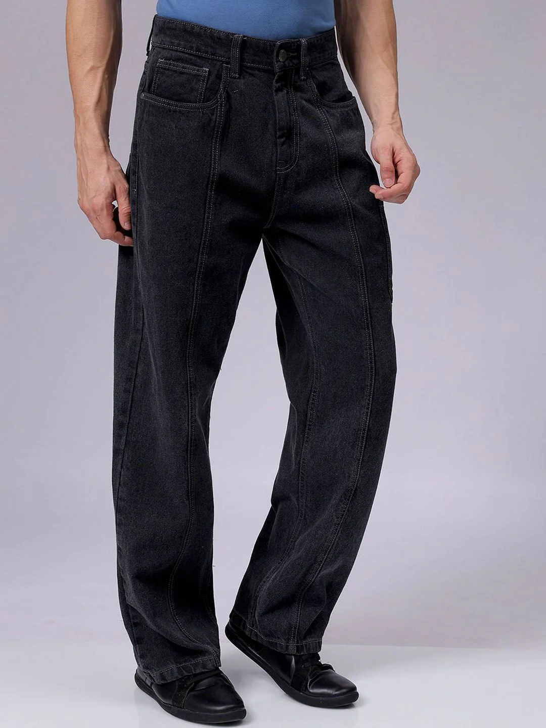 The Indian Garage Co Men Pure Cotton Baggy Fit Mid-Rise Cargo Jeans - Image 2