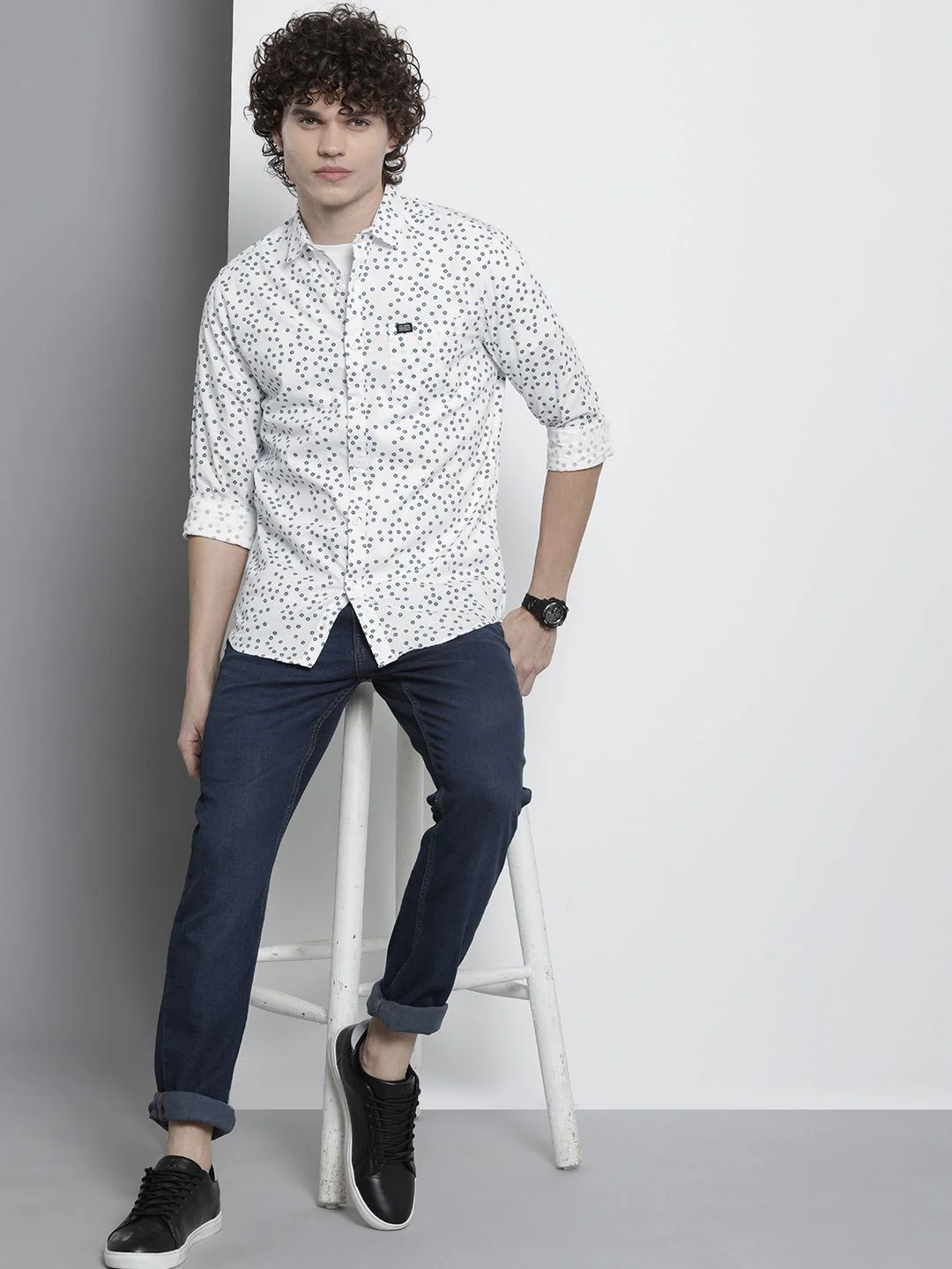 The Indian Garage Co Men Pure Cotton Floral Printed Casual Shirt - Image 6