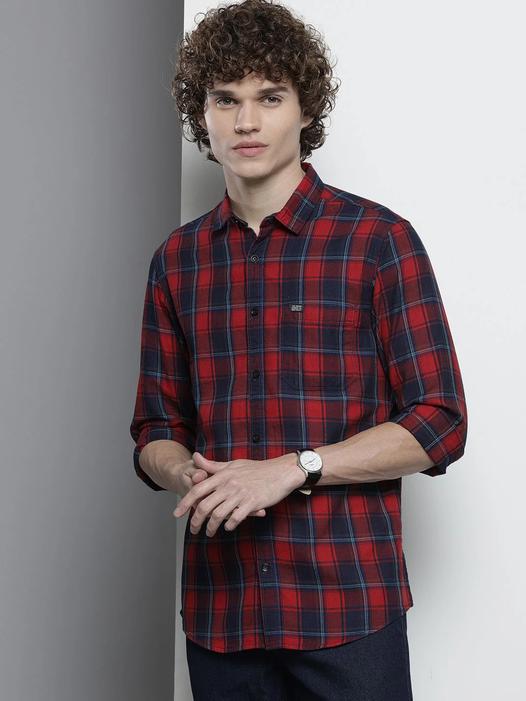 The Indian Garage Co Men Red & Navy Blue Checked Casual Shirt - Image 5