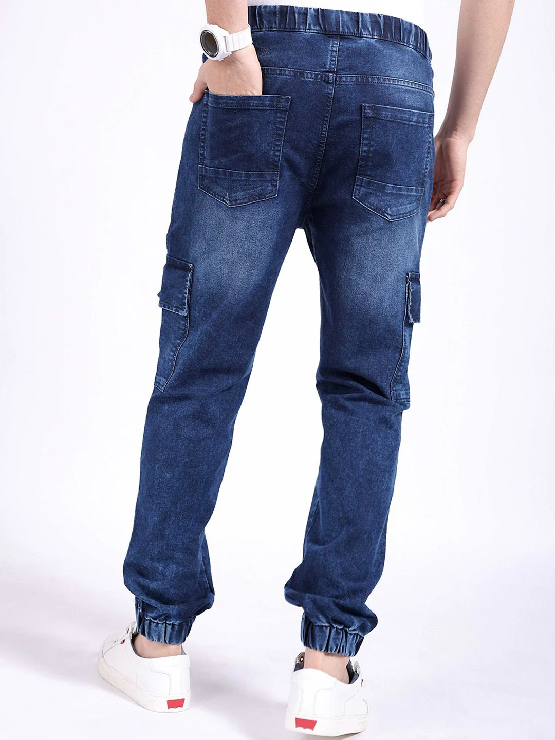 The Indian Garage Co Men Regular Fit Mid-Rise Cotton Cargo Jogger Jeans - Image 3