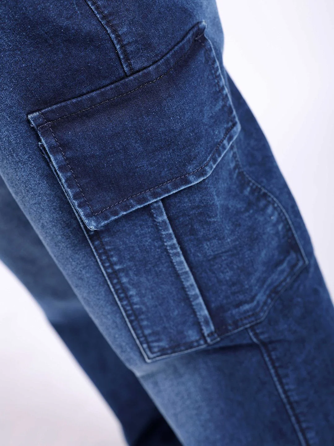 The Indian Garage Co Men Regular Fit Mid-Rise Cotton Cargo Jogger Jeans - Image 6