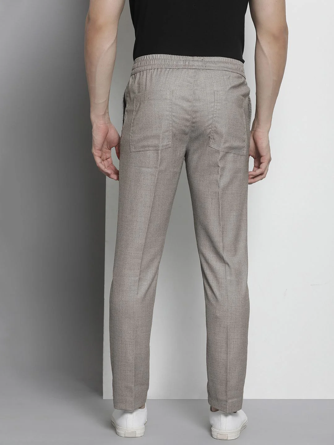 The Indian Garage Co Men Regular Fit Pleated Trousers - Image 3