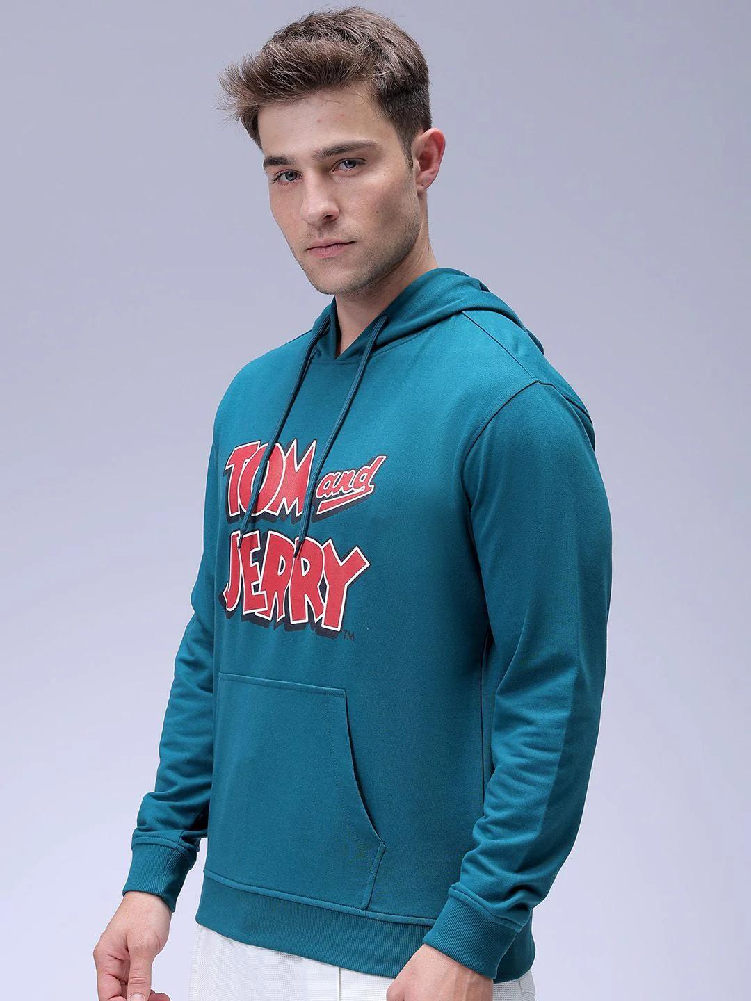 The Indian Garage Co Men Regular Fit Tom & Jerry Printed Overhead Hooded Sweatshirt - Image 7