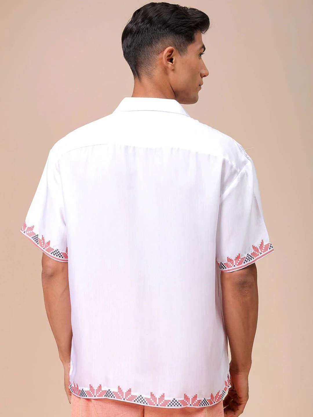 The Indian Garage Co Men Relaxed Fit Floral Printed Resortwear Shirt - Image 4