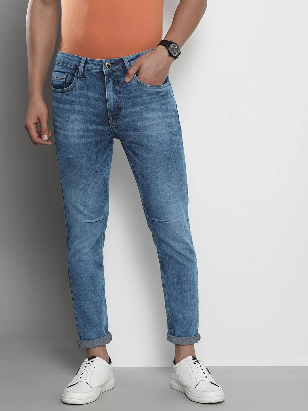The Indian Garage Co Men Relaxed Fit Light Fade Stretchable Jeans - Image 2