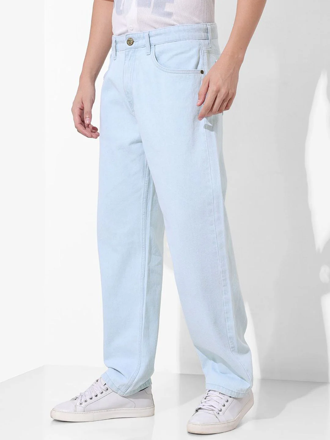The Indian Garage Co Men Relaxed Fit Mid-Rise Cotton Jeans - Image 2