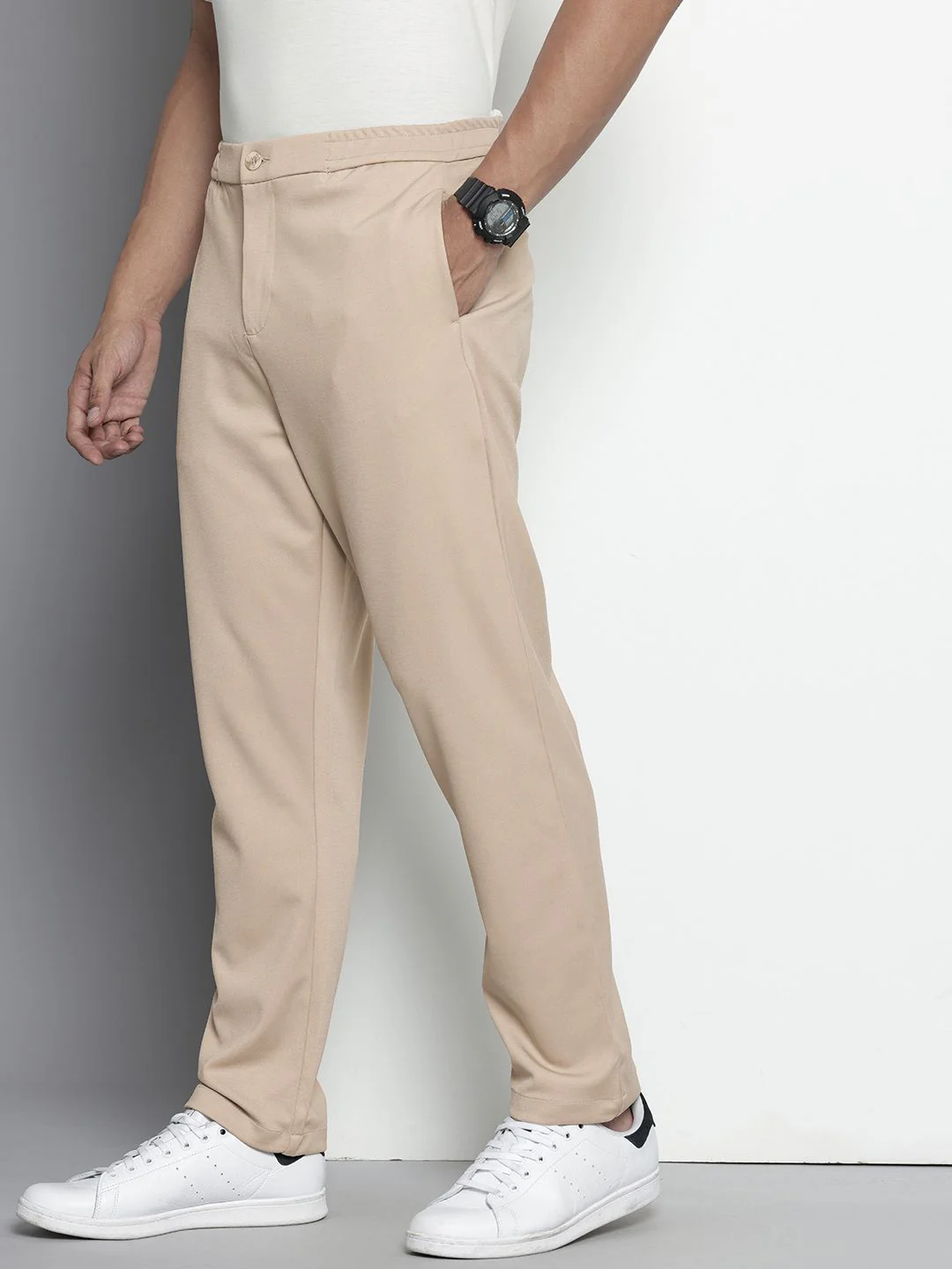 The Indian Garage Co. Men Relaxed Fit Regular Trousers - Image 2