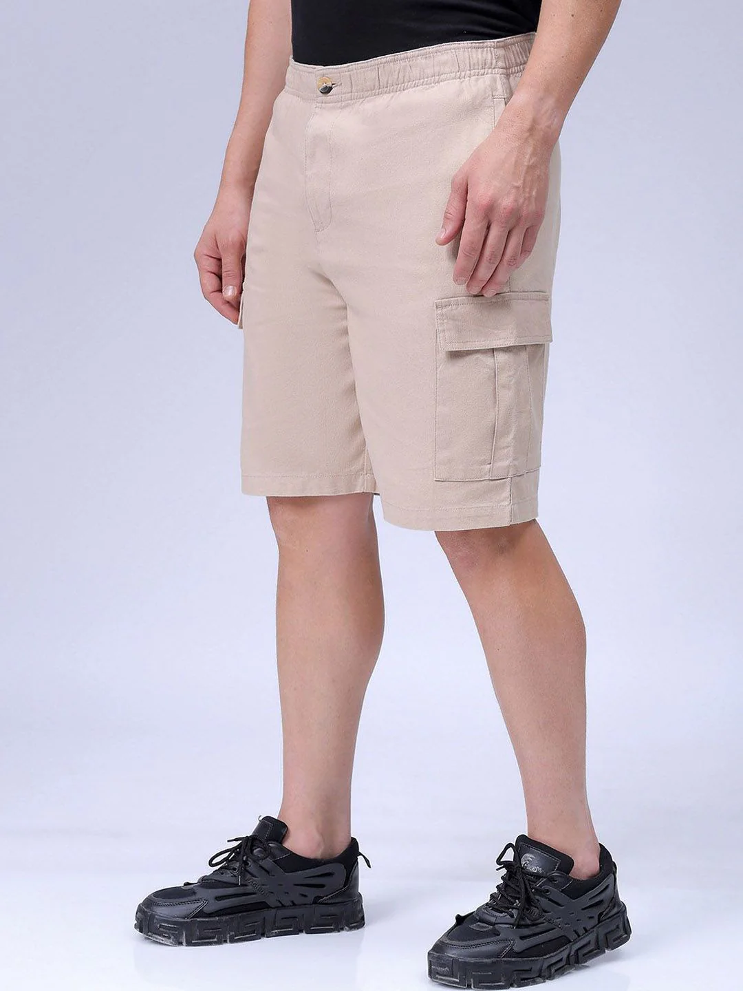 The Indian Garage Co Men Relaxed Fit Utility Pure Cotton Cargo Shorts - Image 3