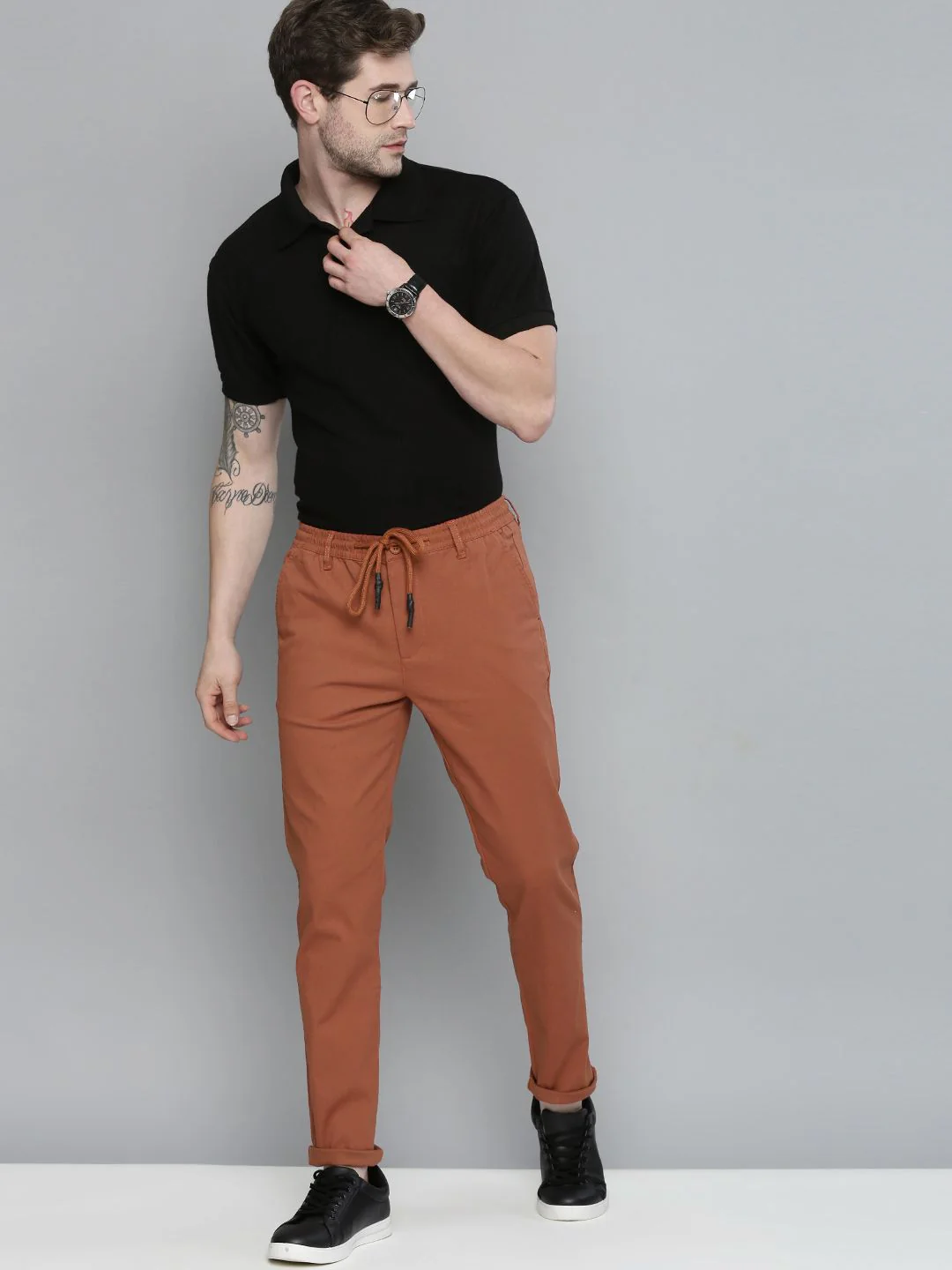 The Indian Garage Co Men Rust Slim Fit Chinos Trousers - Image 5