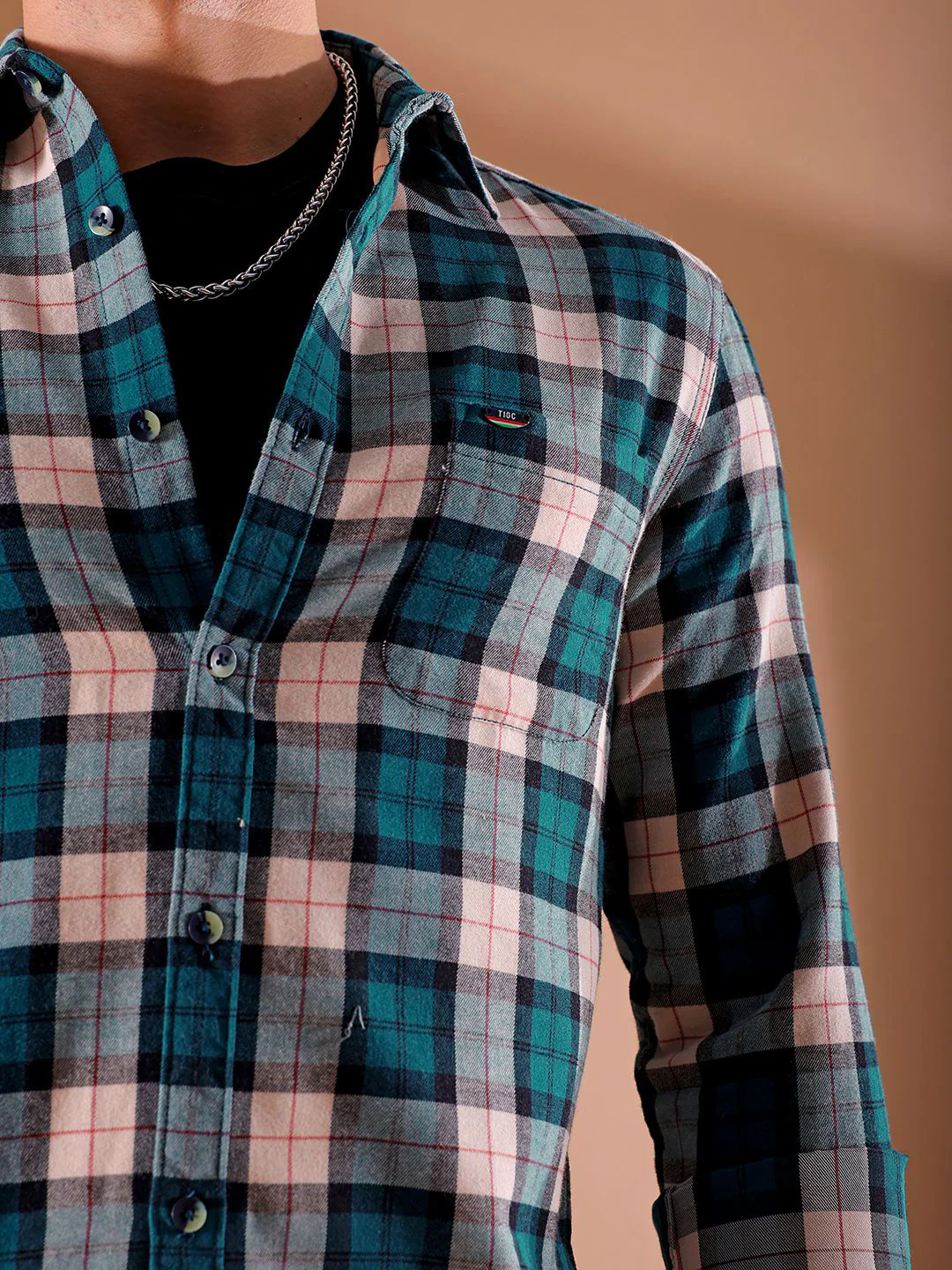 The Indian Garage Co Men Slim Fit Buffalo Checks Opaque Checked Casual Shirt - Image 3