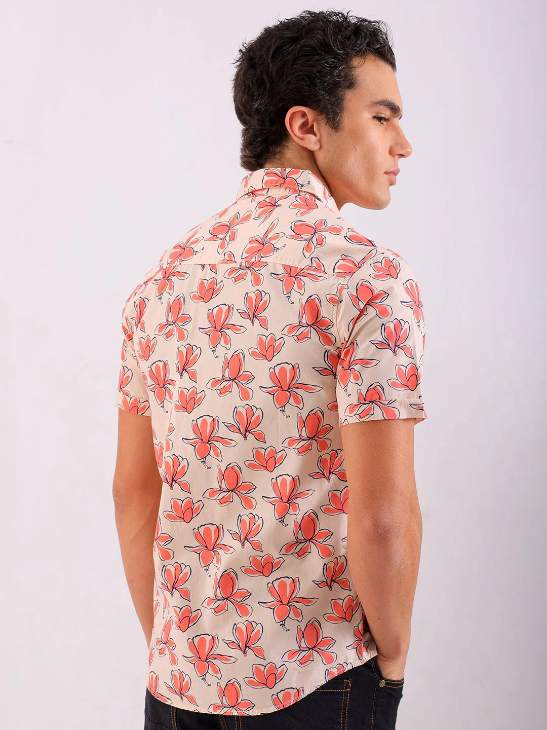 The Indian Garage Co Men Slim Fit Floral Printed Resortwear Shirt - Image 4