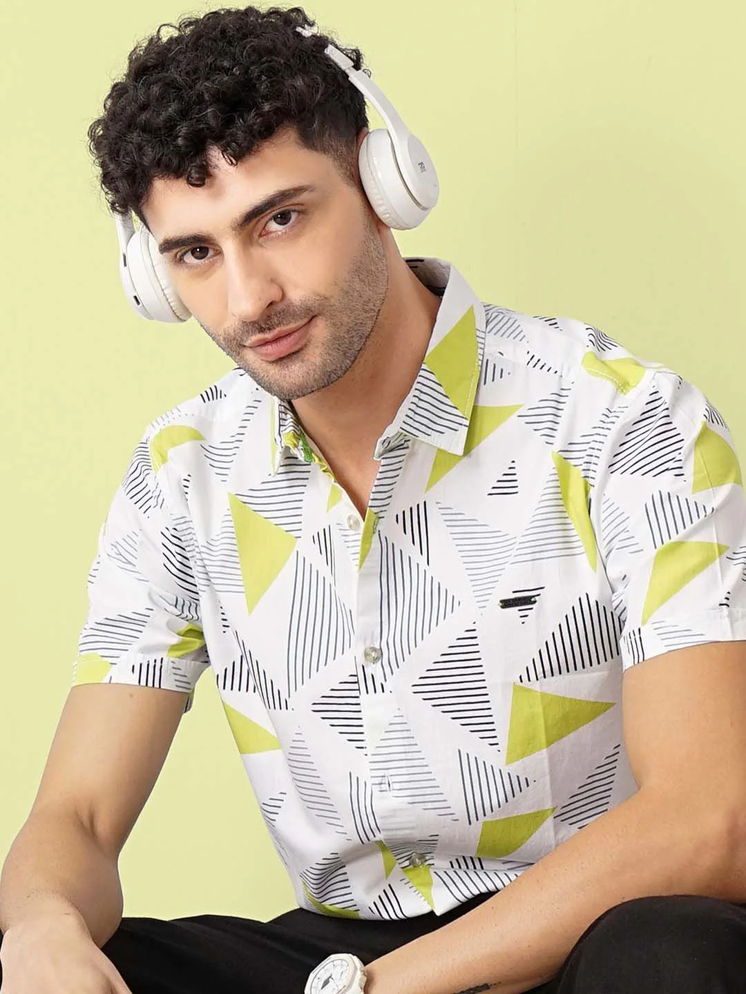 The Indian Garage Co Men Slim Fit Geometric Printed Resortwear Shirt - Image 7