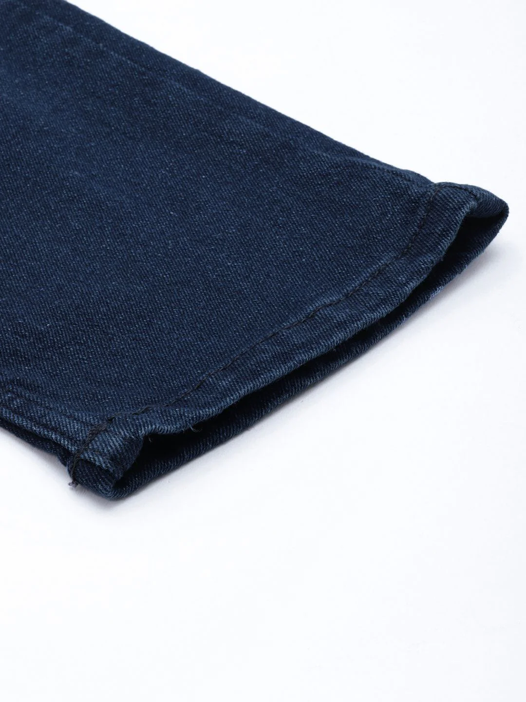The Indian Garage Co Men Slim Fit Light Fade Stretchable Jeans - Image 7