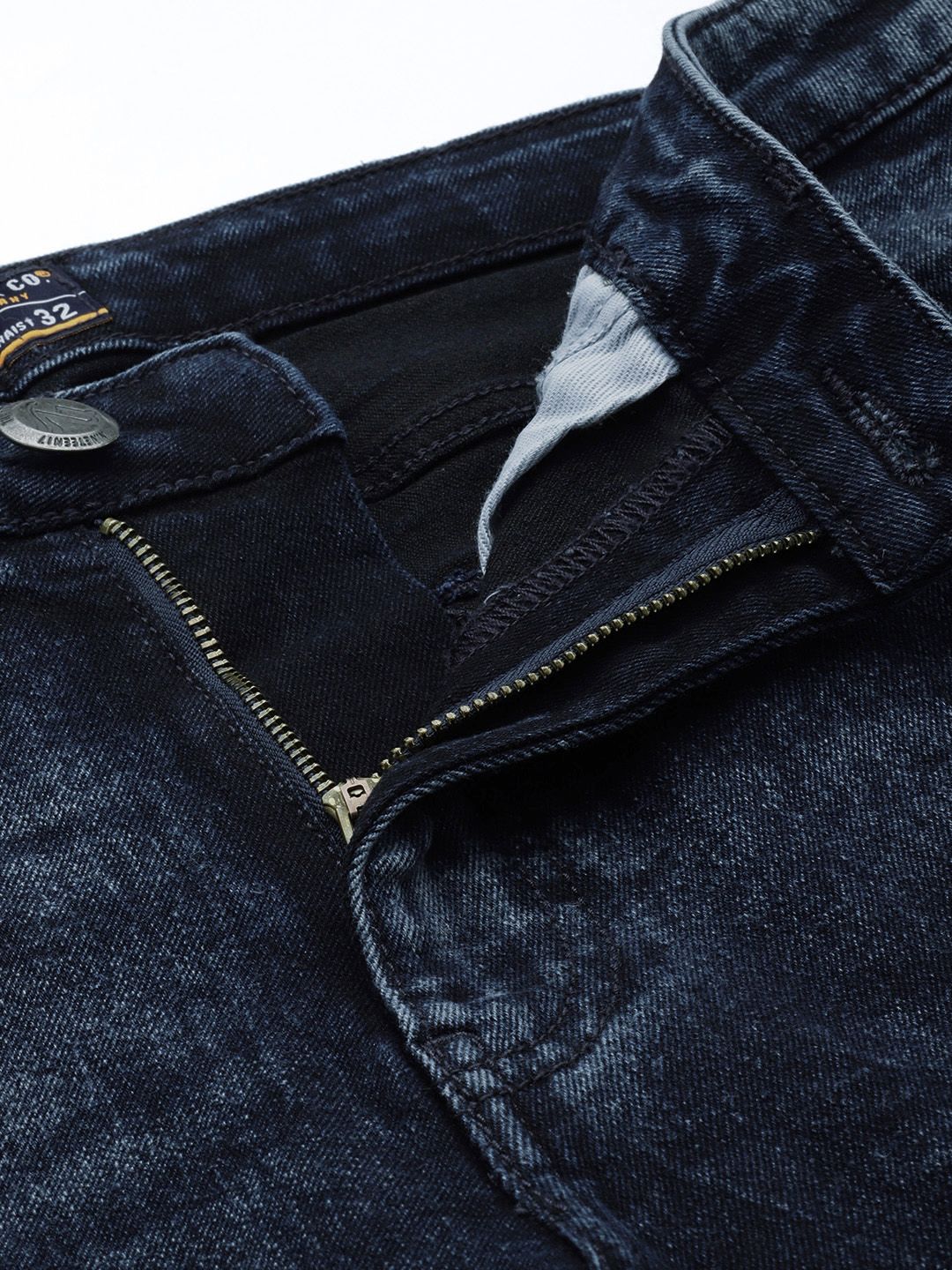 The Indian Garage Co Men Slim Fit Light Fade Stretchable Jeans - Image 4