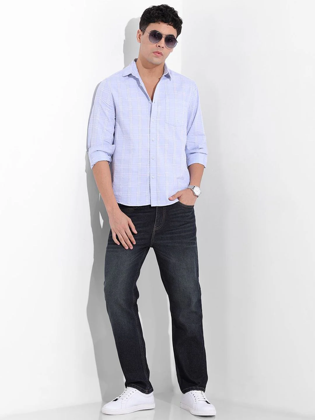 The Indian Garage Co Men Slim Fit Mid-Rise Heavy Fade Jeans - Image 4