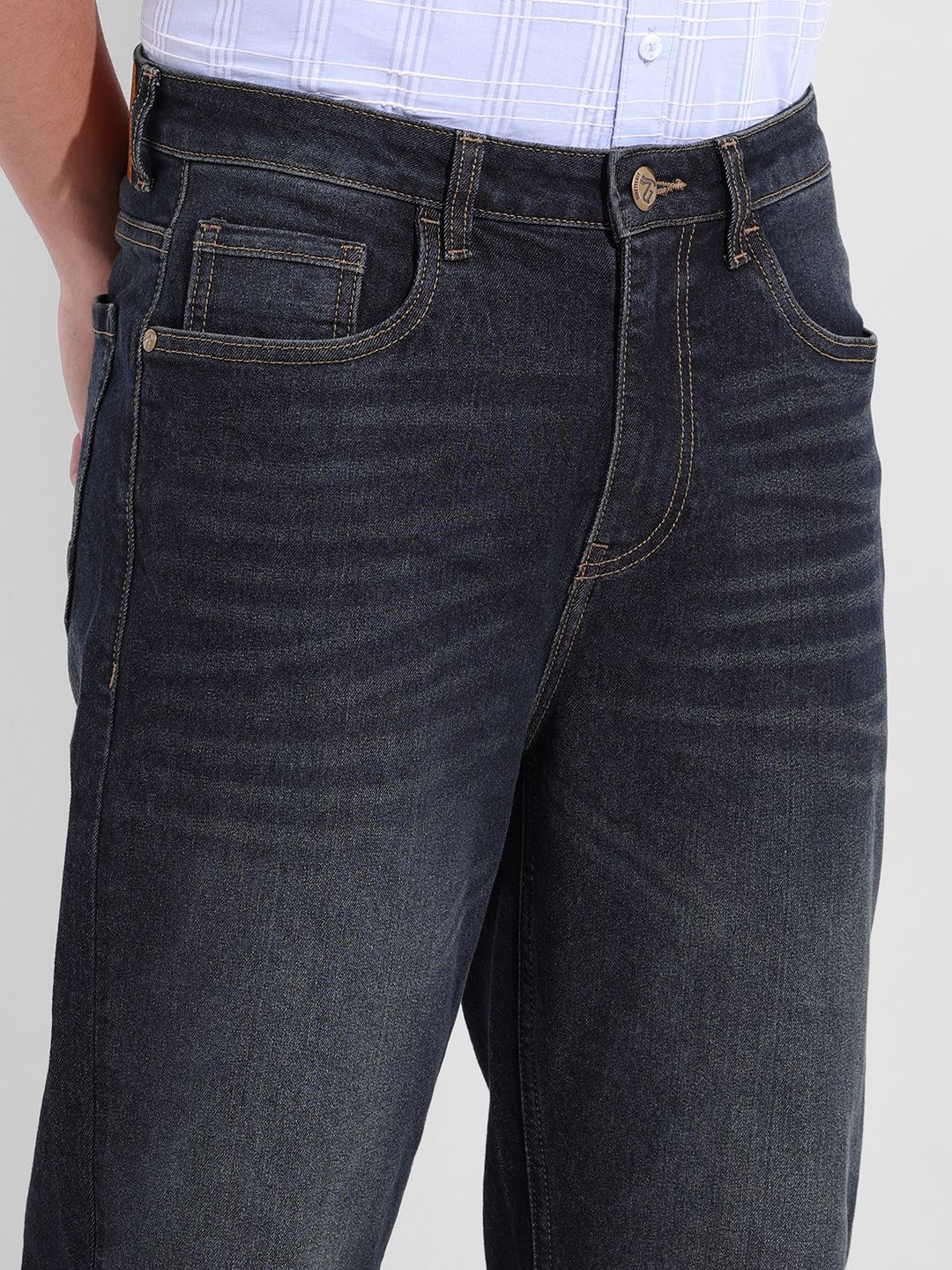 The Indian Garage Co Men Slim Fit Mid-Rise Heavy Fade Jeans - Image 6