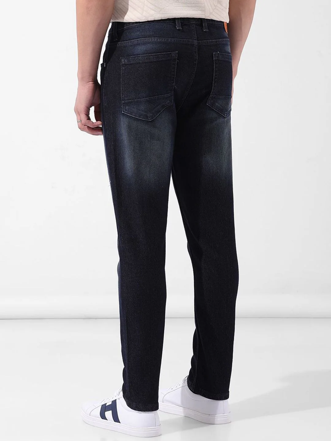 The Indian Garage Co Men Slim Fit Mid-Rise Stretchable Light Fade Jeans - Image 5