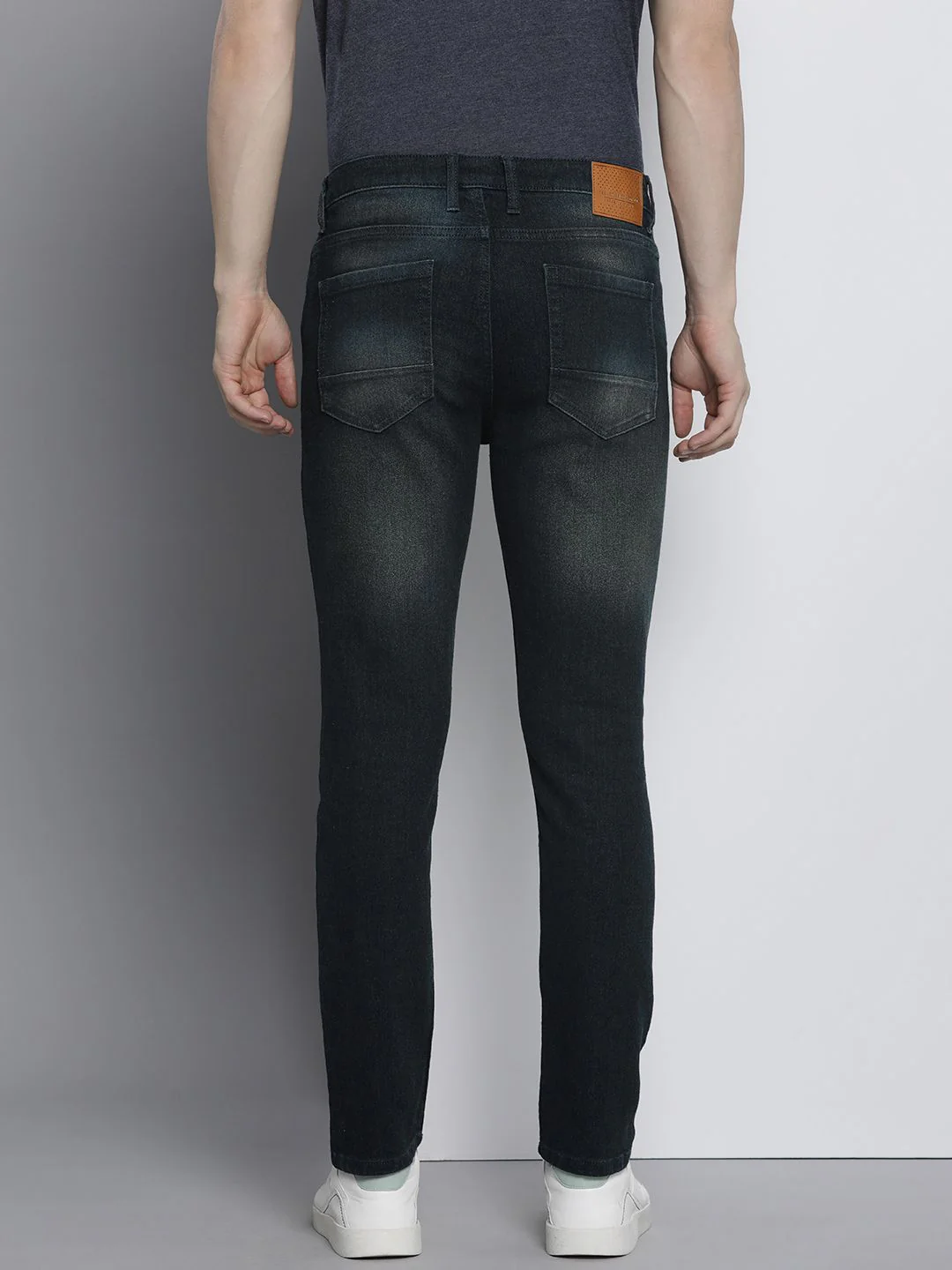 The Indian Garage Co Men Slim Fit Mildly Distressed Light Fade Applique Jeans - Image 3