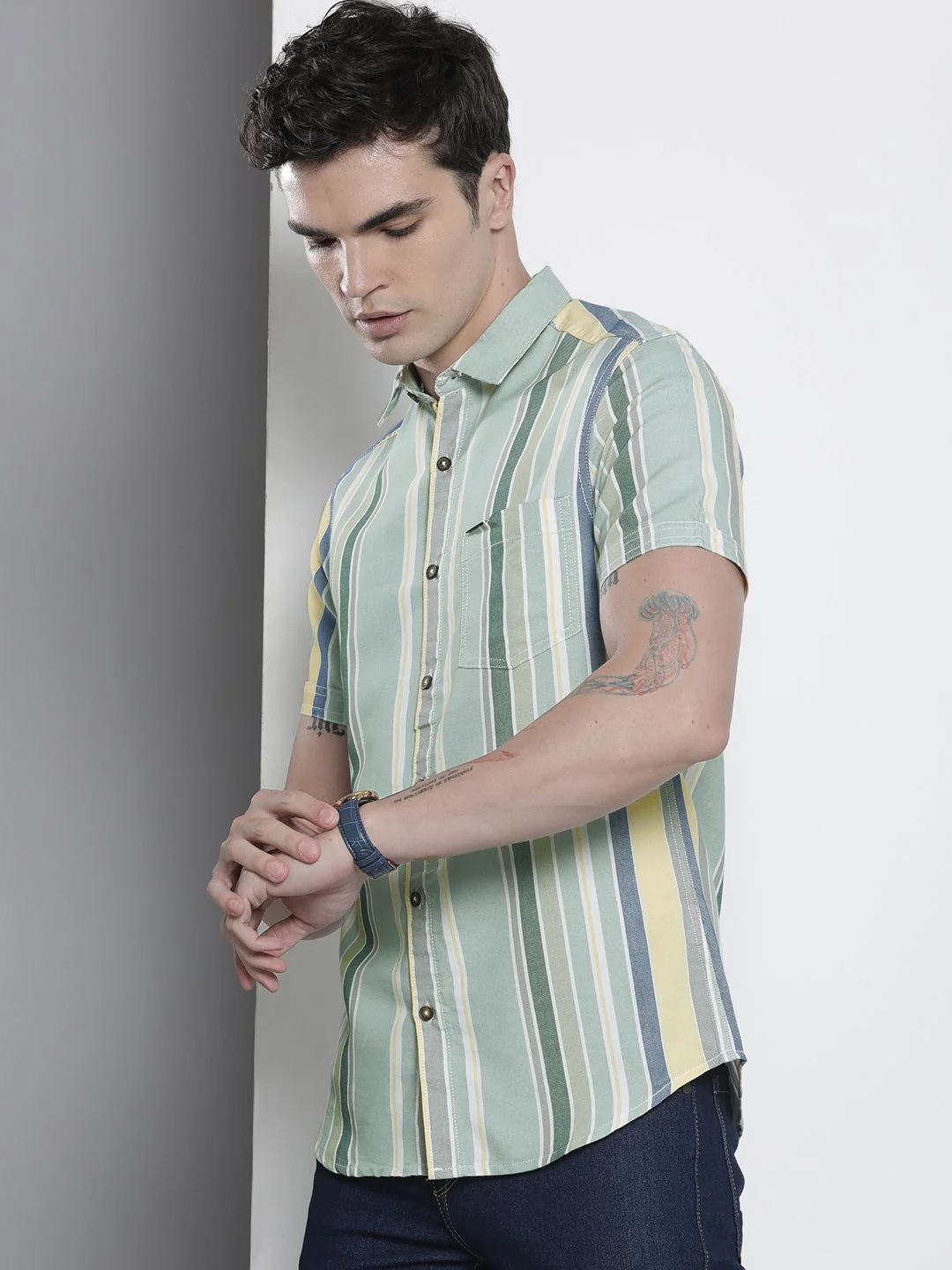 The Indian Garage Co Men Slim Fit Opaque Striped Casual Shirt - Image 3