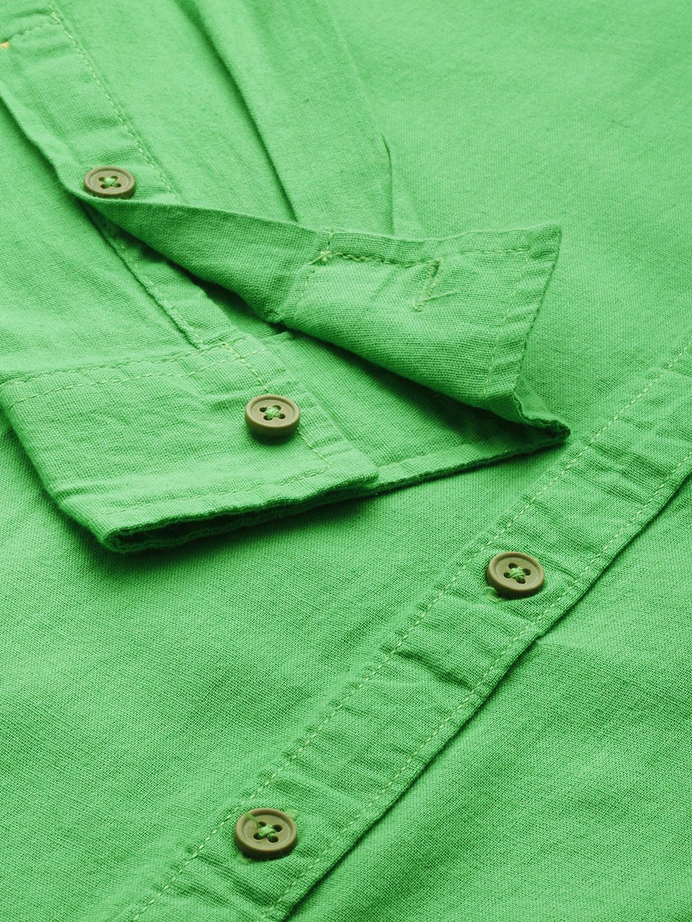 The Indian Garage Co Men Slim Fit Solid Linen Resortwear Shirt - Image 3