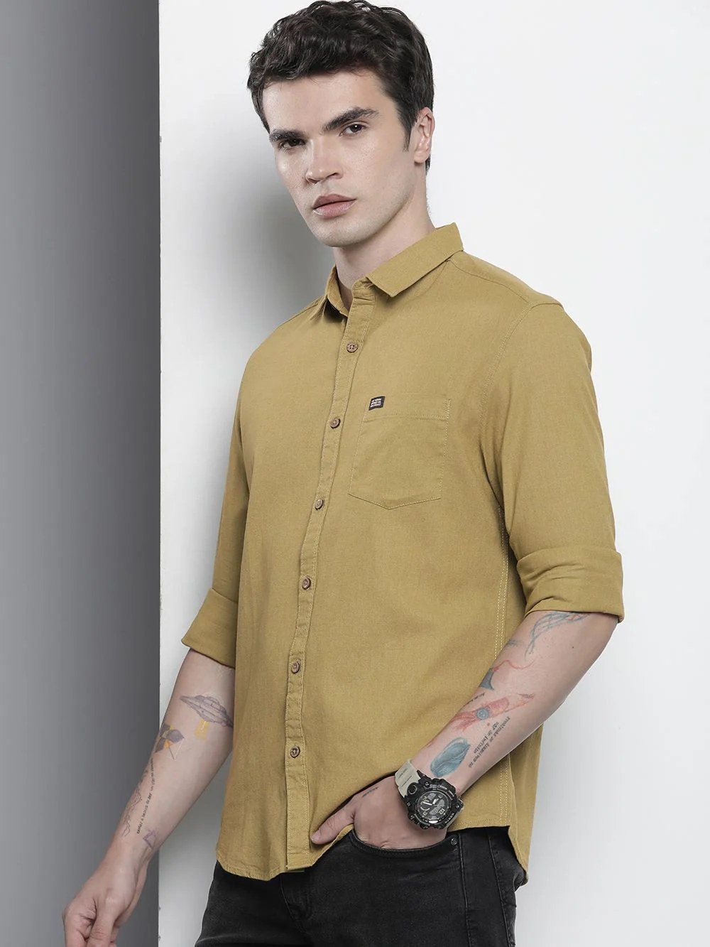 The Indian Garage Co Men Slim Fit Solid Linen Resortwear Shirt - Image 5