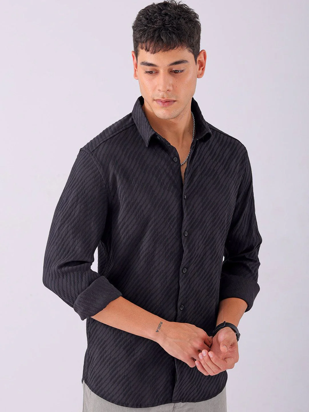 The Indian Garage Co Men Slim Fit Textured Jacquard Resortwear Shirt - Image 2
