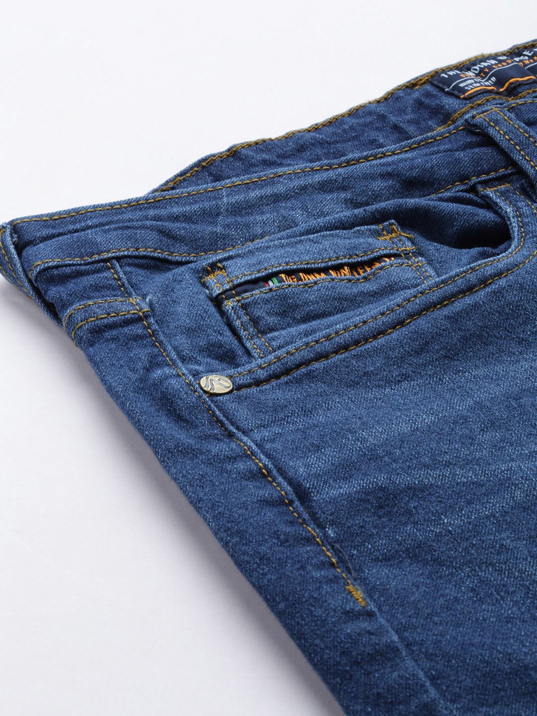 The Indian Garage Co Men Slim Straight Fit Light Fade Stretchable Jeans - Image 6