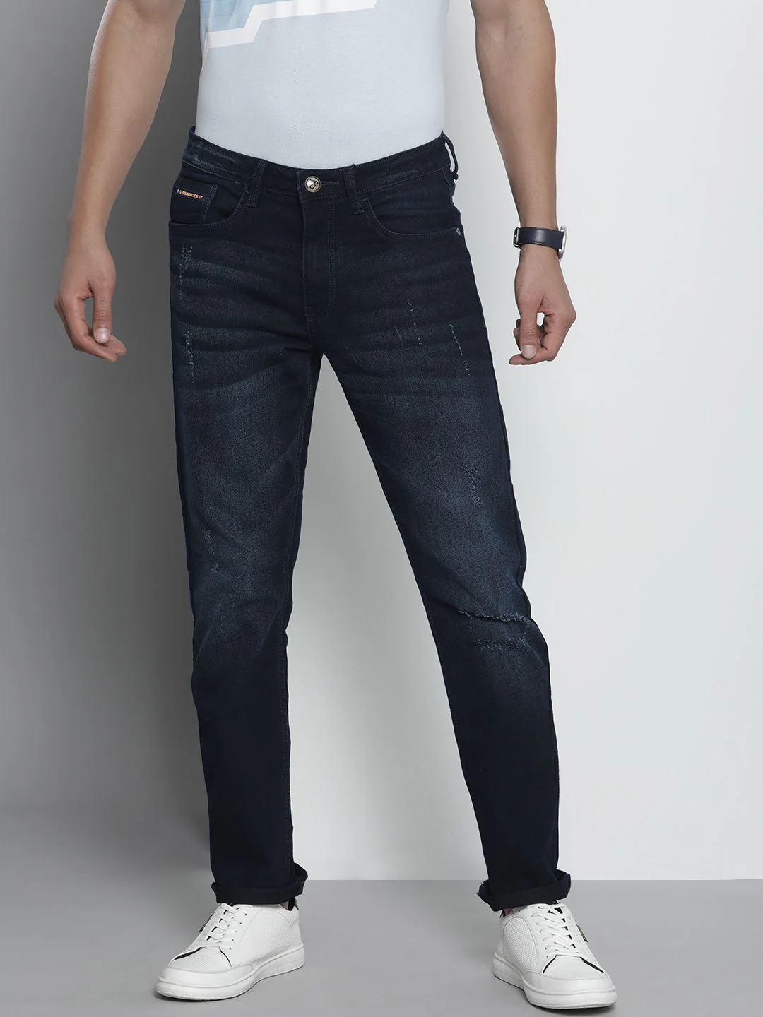 The Indian Garage Co Men Slim Straight Fit Low Distress Light Fade Stretchable Jeans - Image 2