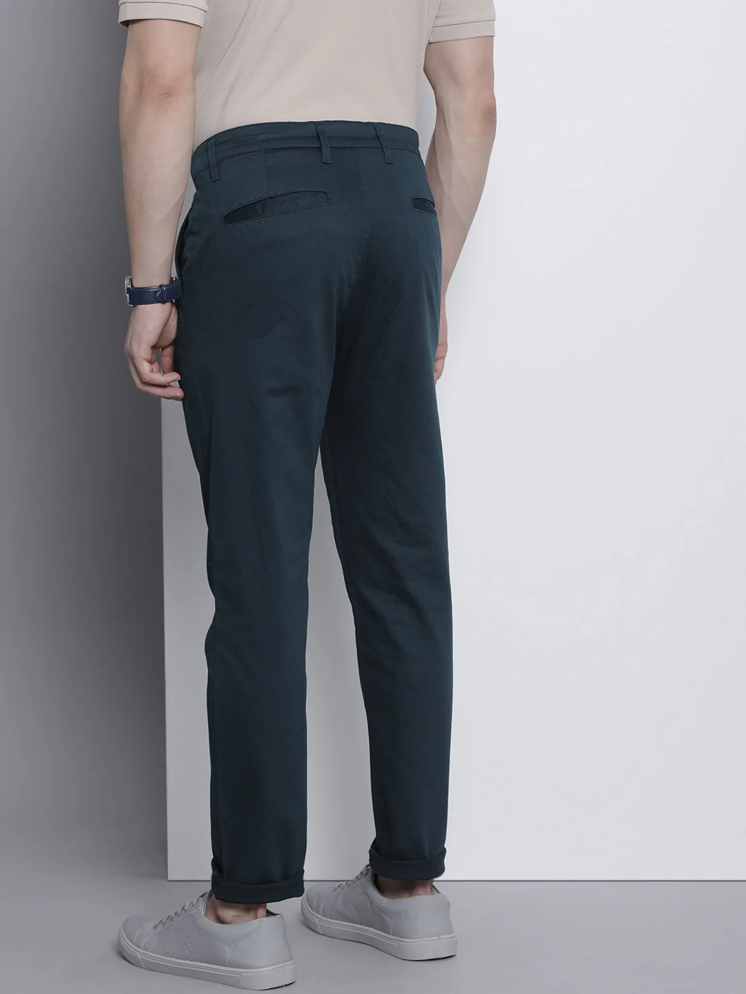 The Indian Garage Co Men Solid Slim Fit Chinos Trousers - Image 3