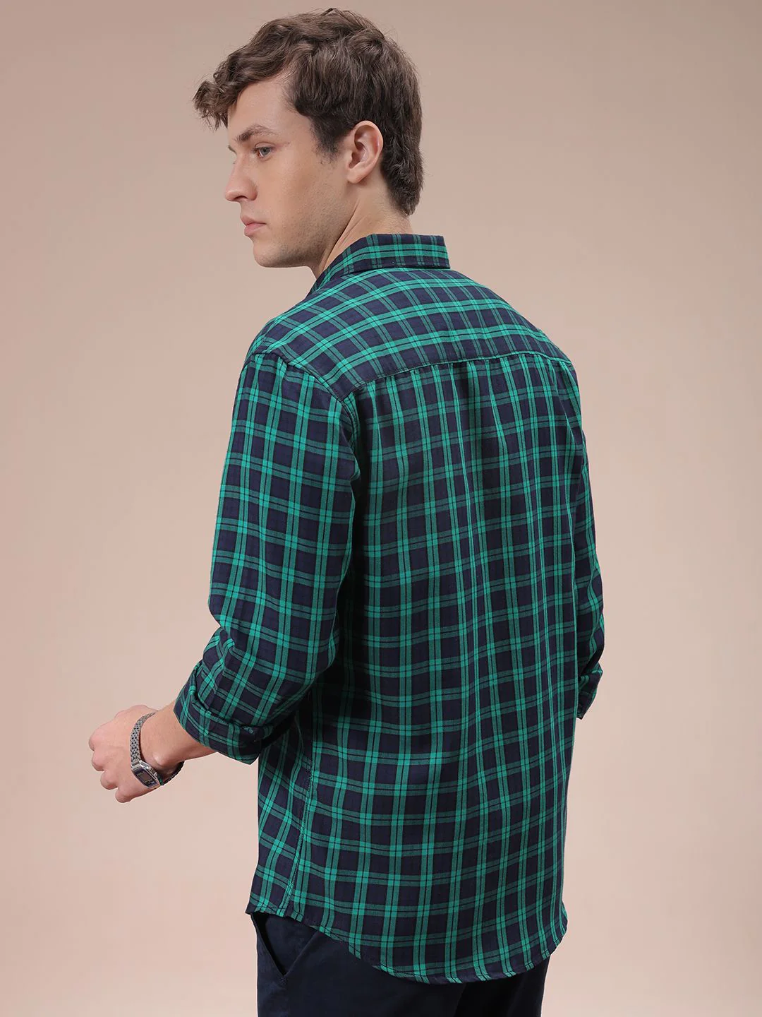 The Indian Garage Co Men Spread Collar Checked Cotton Slim Fit Casual Shirt - Image 4
