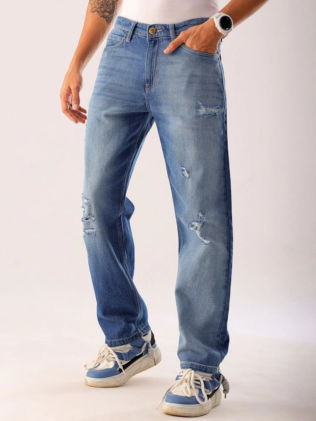 The Indian Garage Co Men Vintage Straight Fit Mildly Distressed Heavy Fade Jeans - Image 3