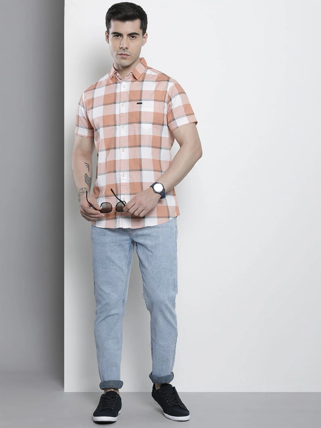The Indian Garage Co Men Straight Fit Stretchable Jeans - Image 5