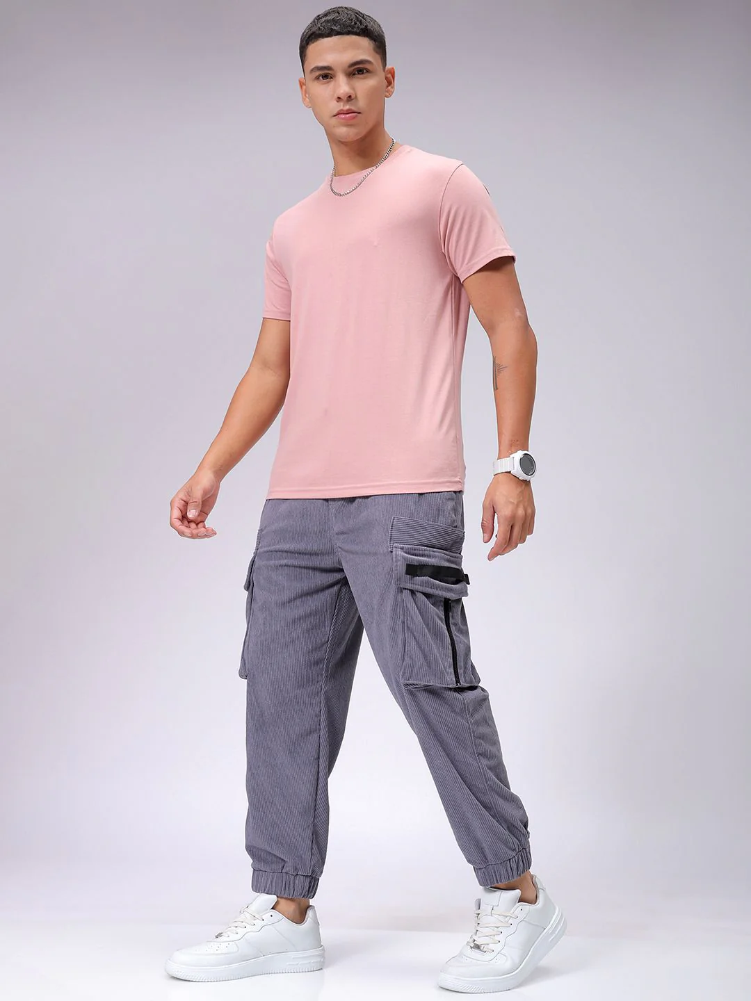The Indian Garage Co Men Textured Loose Fit Joggers Trousers - Image 4