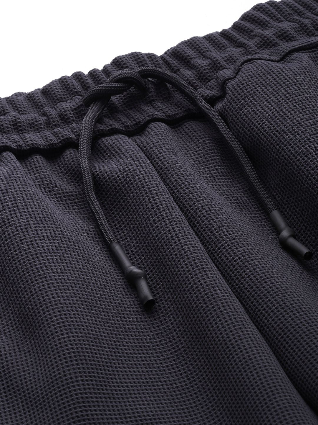 The Indian Garage Co Men Textured Relaxed Tapered Fit Joggers - Image 4