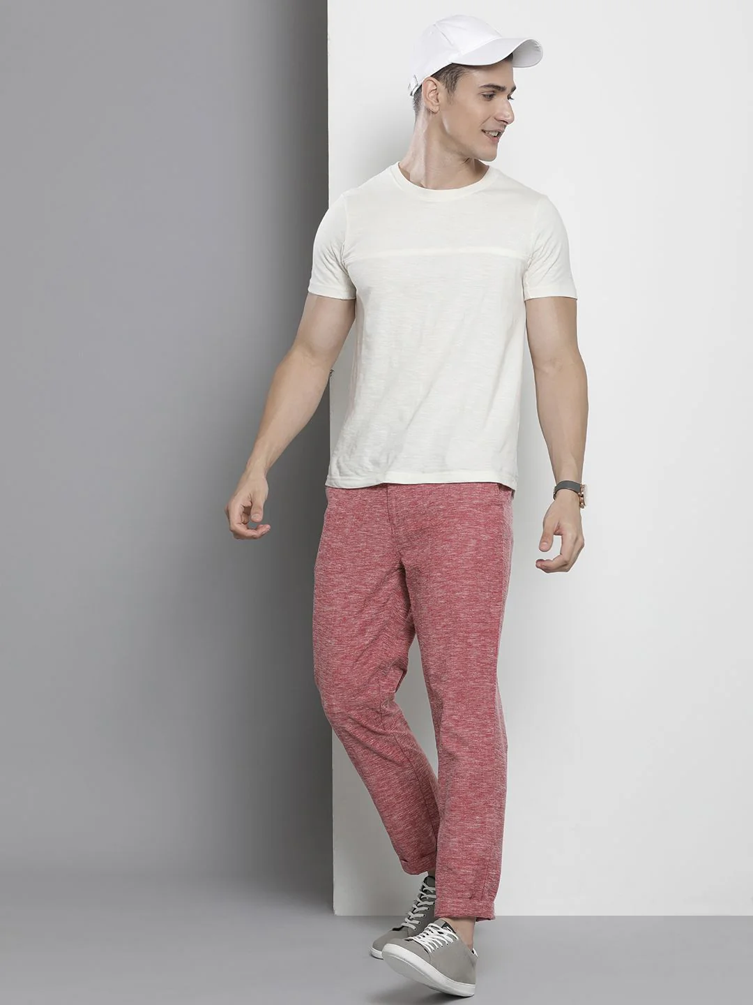 The Indian Garage Co Men Textured Slim Fit Chinos Trousers - Image 5