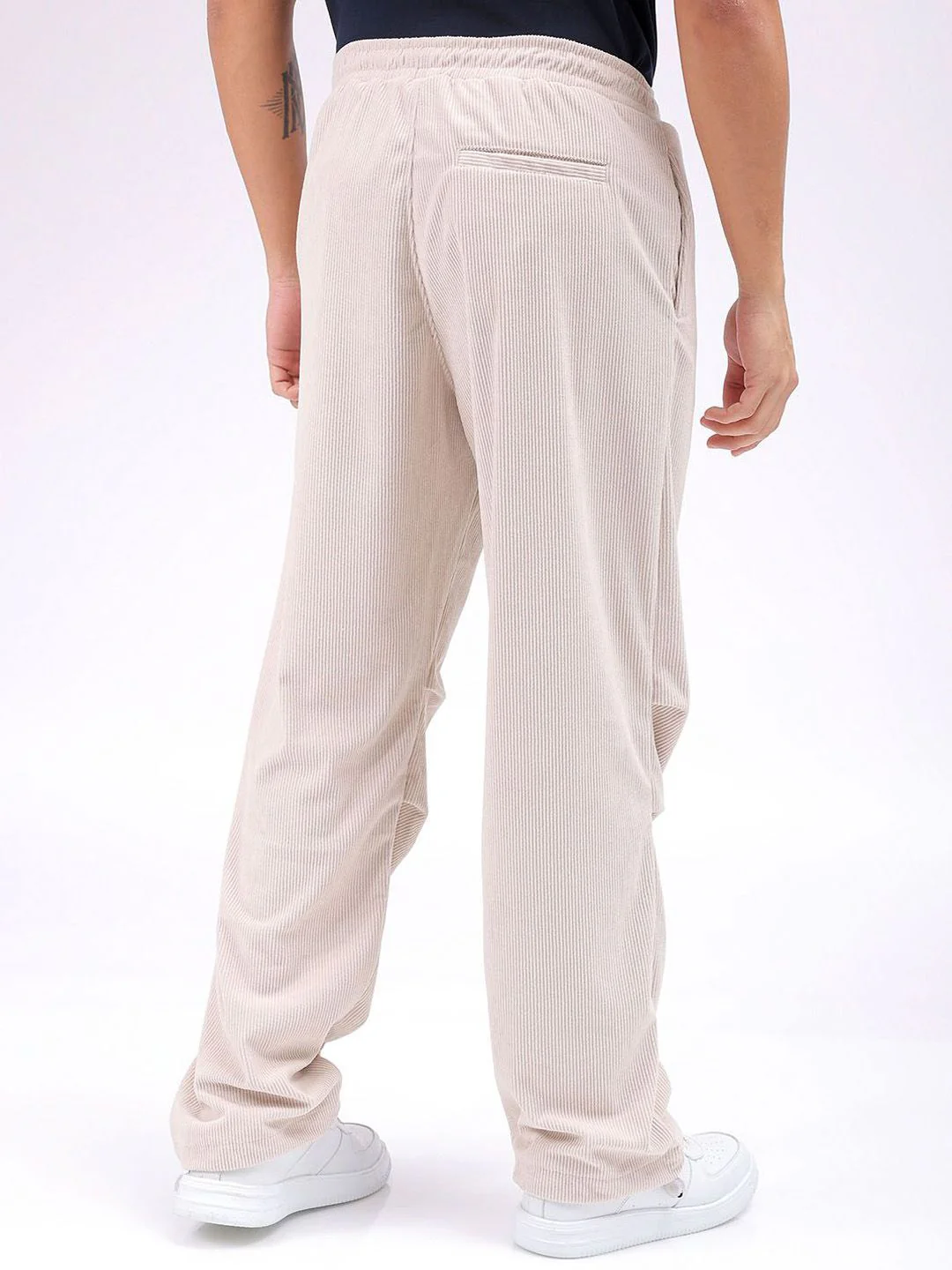 The Indian Garage Co Men Textured Tapered Fit Joggers Trousers - Image 5