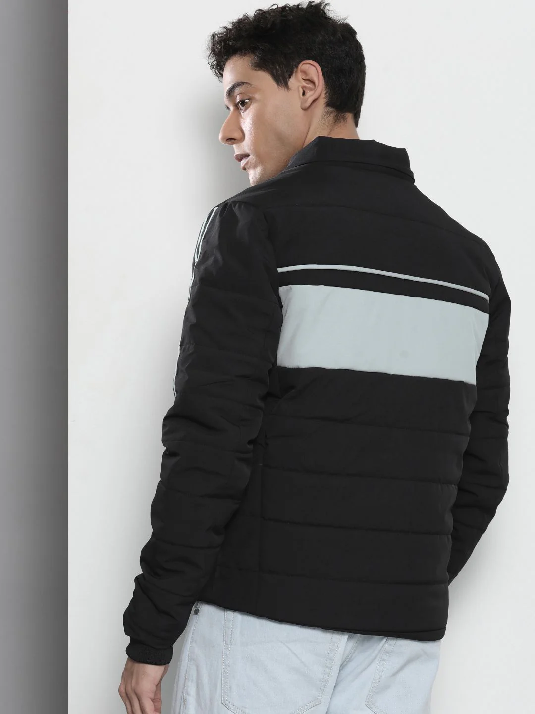 The Indian Garage Co Men Typographic Print Slim Fit Puffer Jacket with Detachable Hood - Image 5