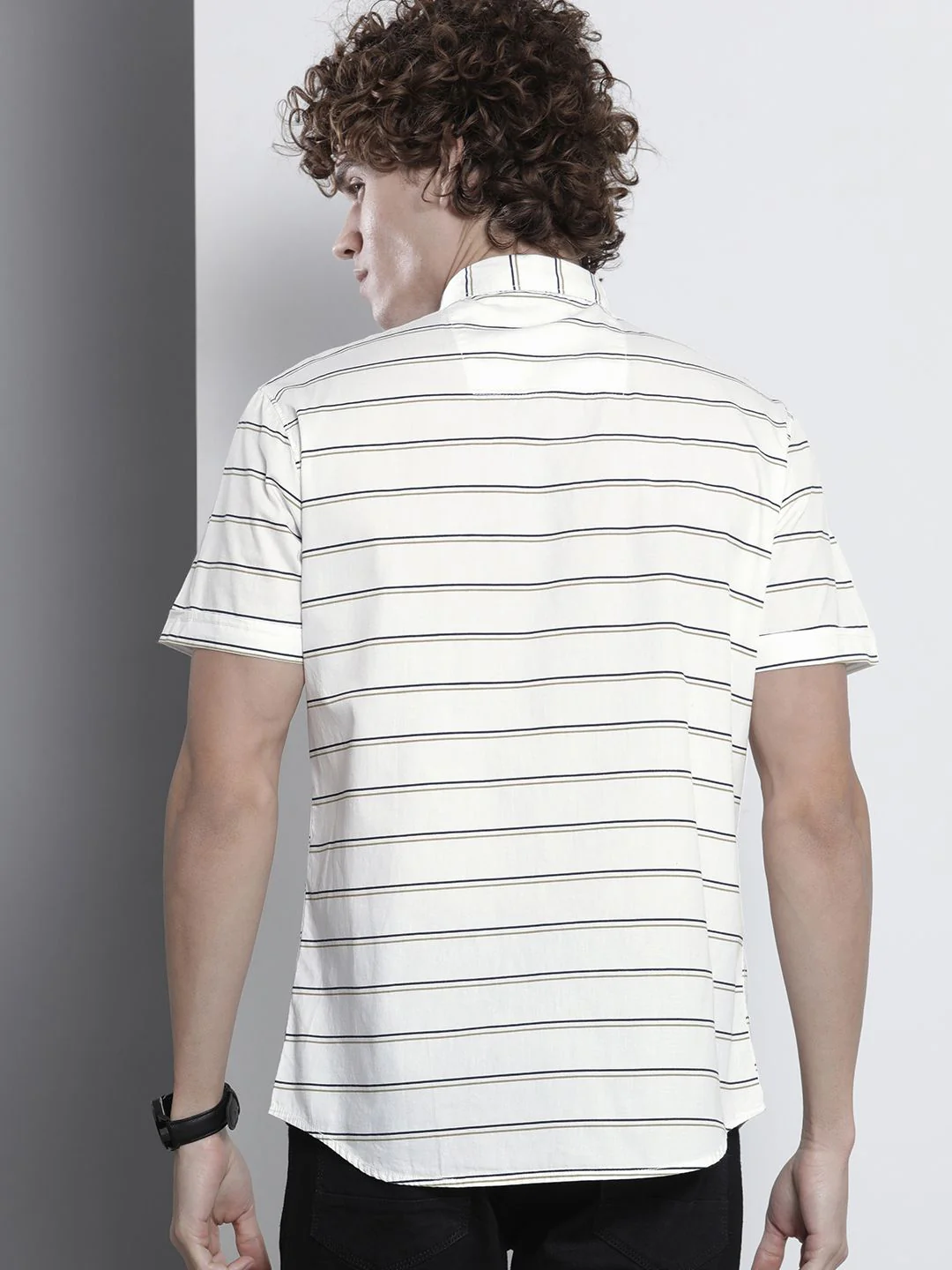 The Indian Garage Co Men White Cotton Striped Casual Shirt - Image 5
