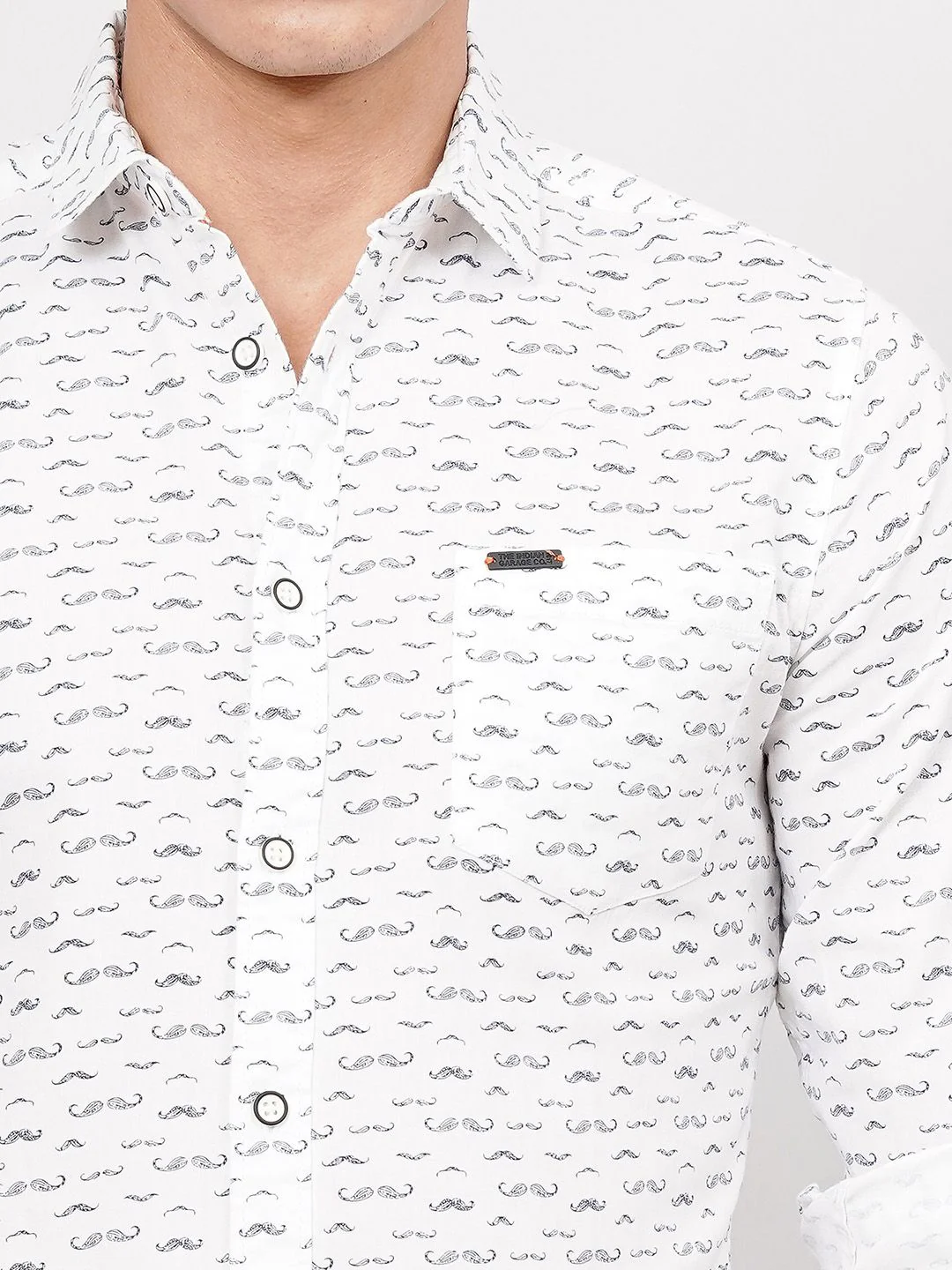 The Indian Garage Co Men White & Navy Blue Slim Fit Printed Casual Shirt - Image 2