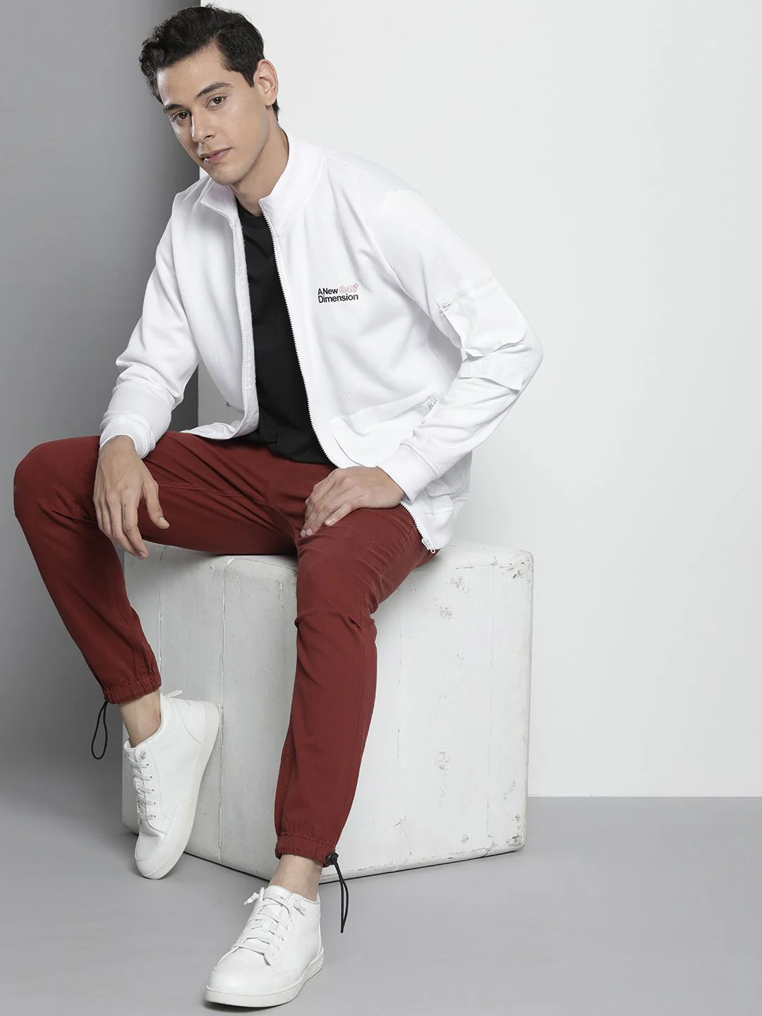 The Indian Garage Co Men White Printed Sweatshirt - Image 4