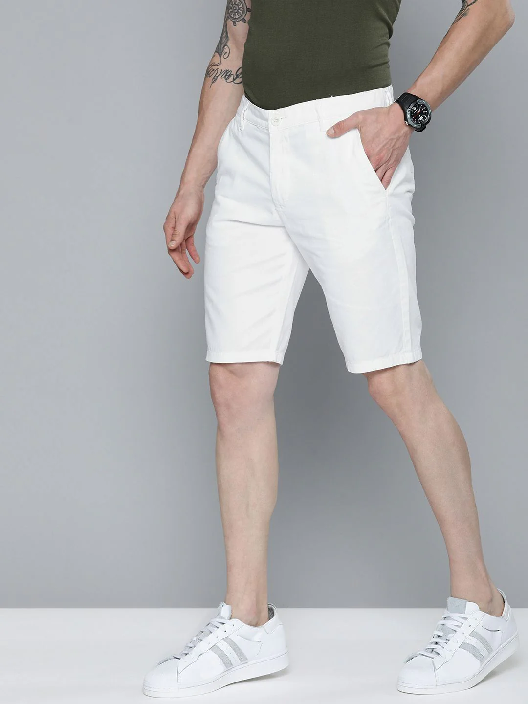 The Indian Garage Co Men White Slim Fit Cotton Chino Shorts - Image 2