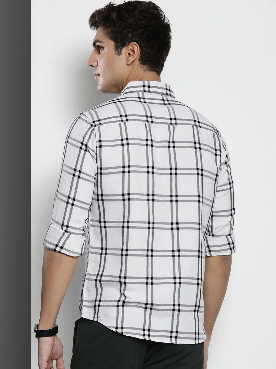 The Indian Garage Co Men Windowpane Checked Casual Shirt - Image 4