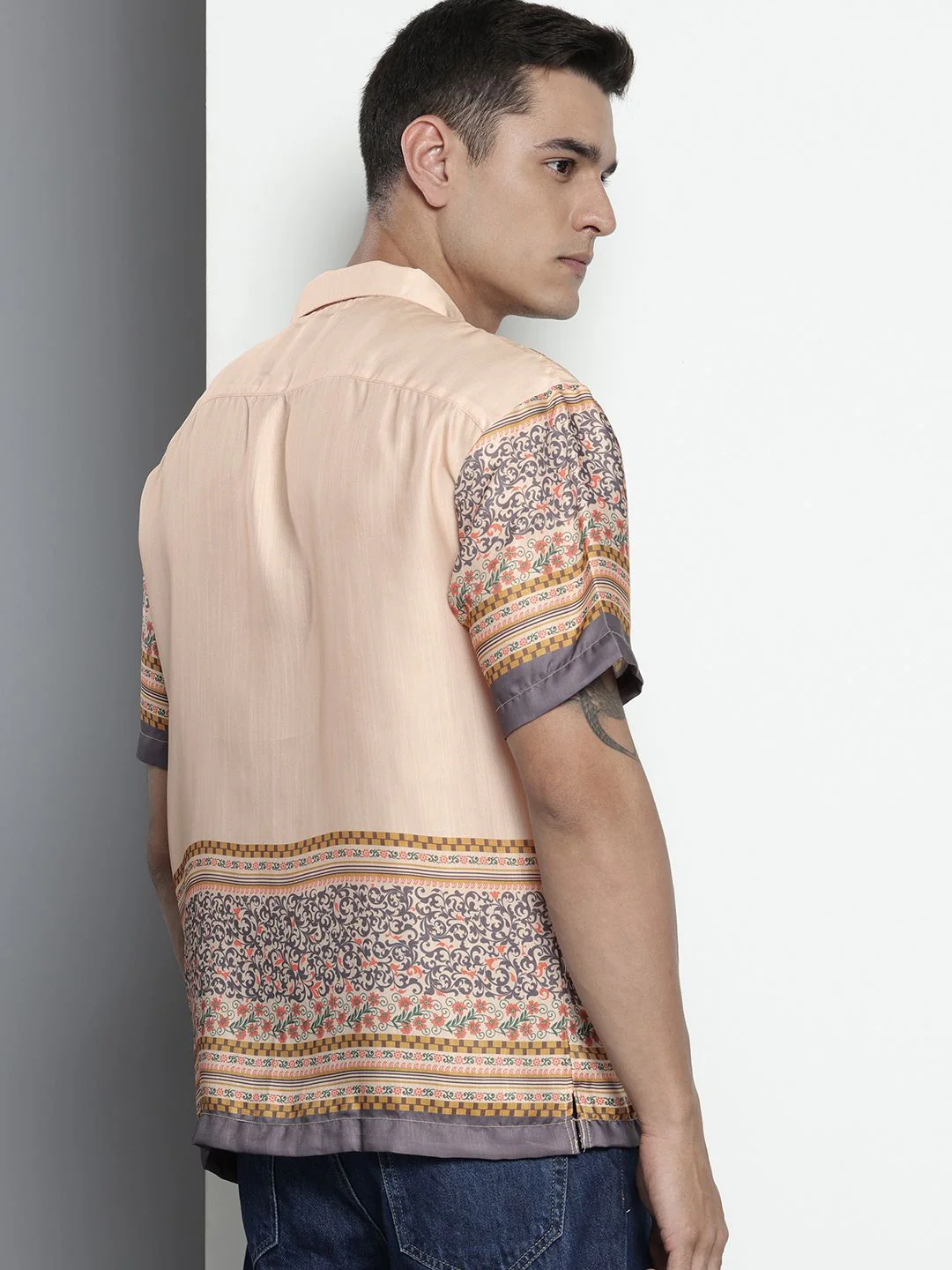 The Indian Garage Co. Opaque Floral Printed Casual Shirt - Image 5