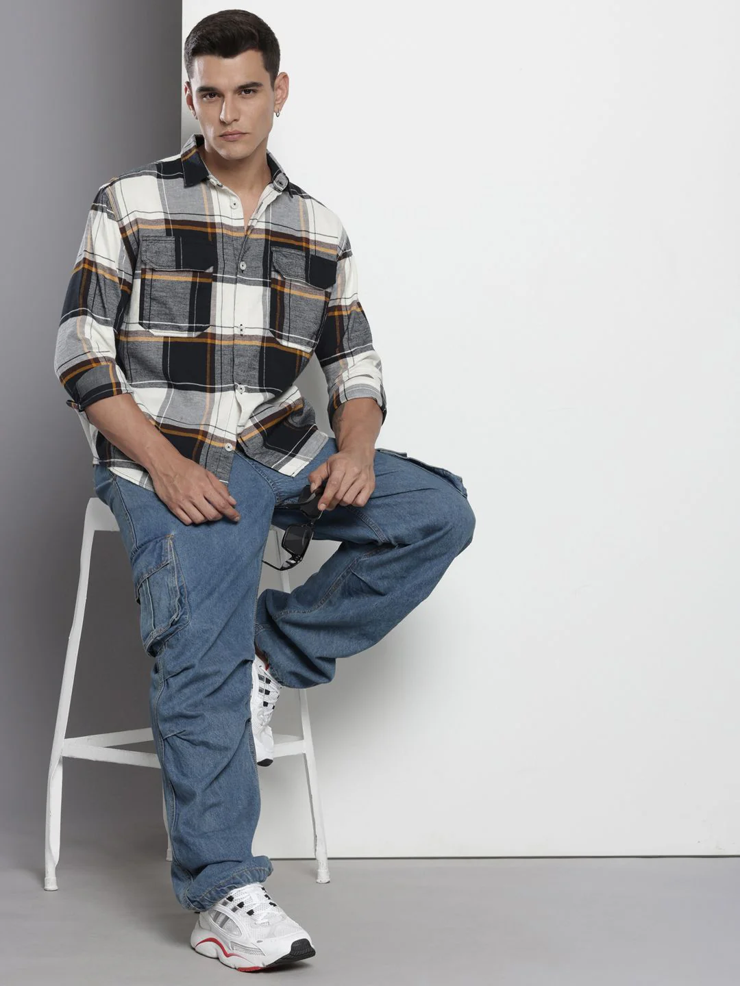 The Indian Garage Co Pure Cotton Checked Drop-Shoulder Sleeves Relaxed Fit Casual Shirt - Image 6