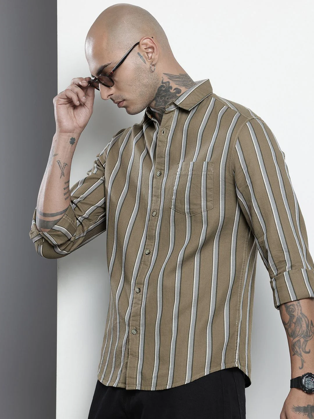 The Indian Garage Co Pure Cotton Slim Fit Striped Textured Casual Shirt