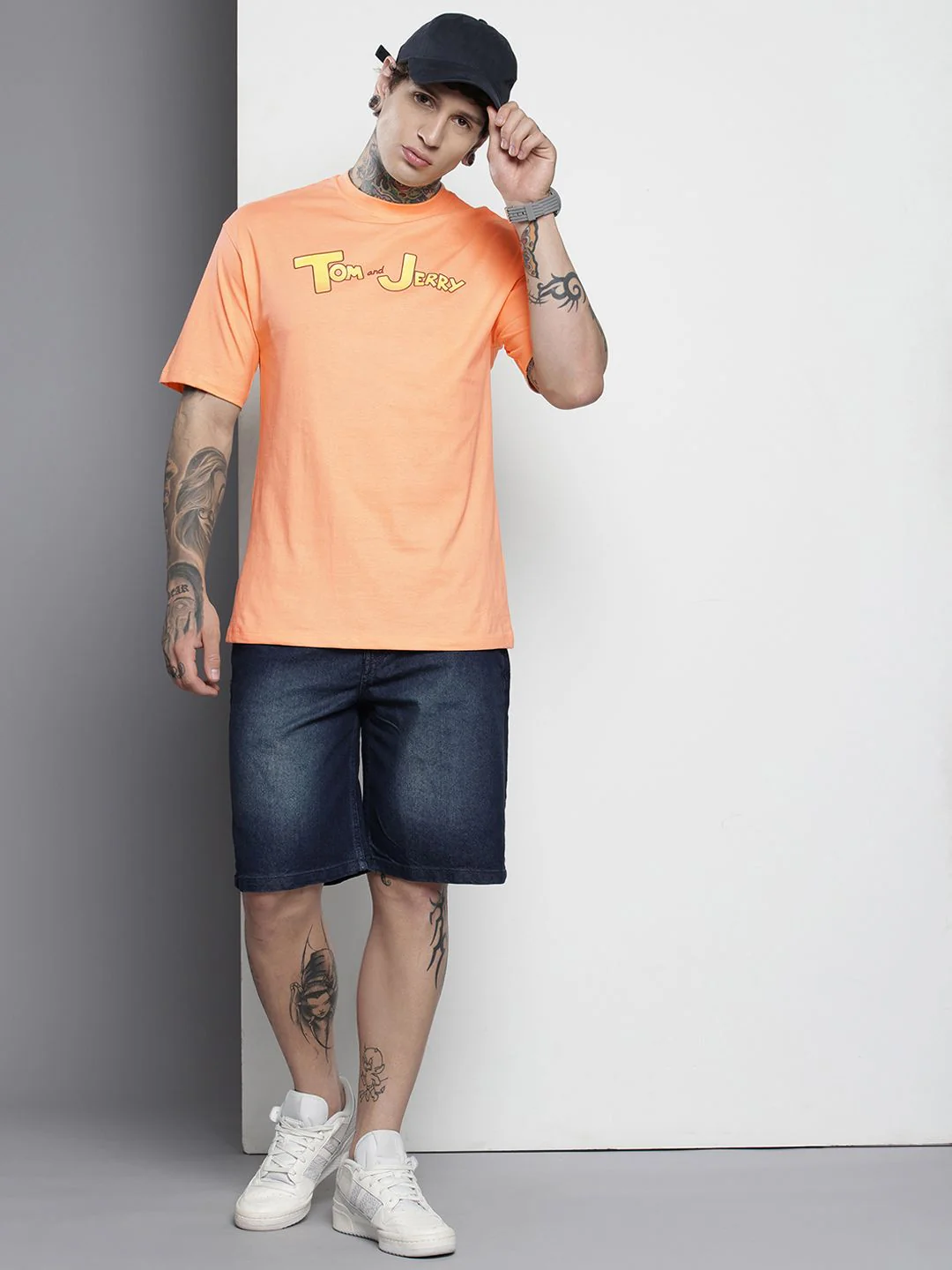The Indian Garage Co Pure Cotton Tom & Jerry Printed Drop-Shoulder Sleeves Boxy T-shirt - Image 4